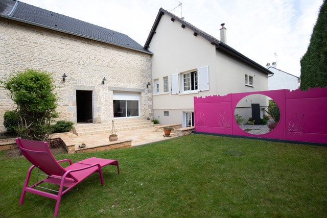 Les jardins d alencon paysagiste createur de jardins gesnes le gandelin sarthe pays de loire 72 travaux paysagers conception etude entretien terrassement plantation d'arbres arbustes massifs haies engazonnement clôtures maçonnerie paysagère éclairage de jardin terrasse aménagée bassins contemporains mur végétal jeux d'eaux fontaine décoration minérale entretien des pelouses tailles élagage abattage débroussaillage désherbage manuel et chimique bêchage ramassage de feuilles évacuation déchets verts